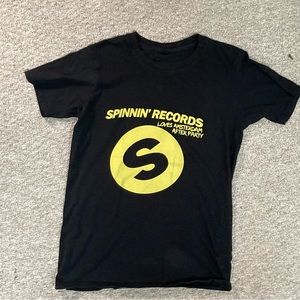 “Spinnin’ Records Loves Amsterdam After Party” T-Shirt